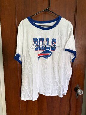 Old Navy Women's Plus Size NFL Buffalo Bills Shirt (Size XXXL) - New With Tags!
